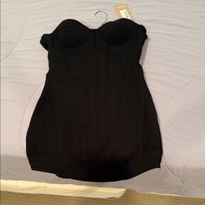 Meshki Elegant Black Strapless Dress